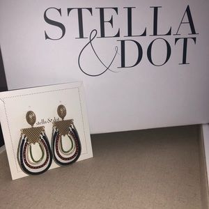 Stella&Dot Novak Statement Chandeliers